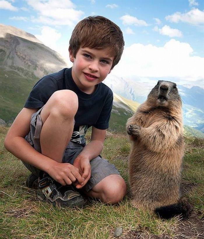 25 Cute Animals Bonding with Kids