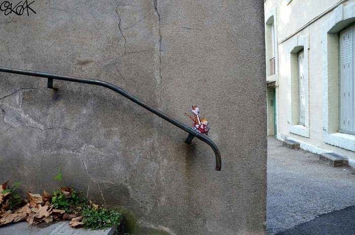 street art using environment
