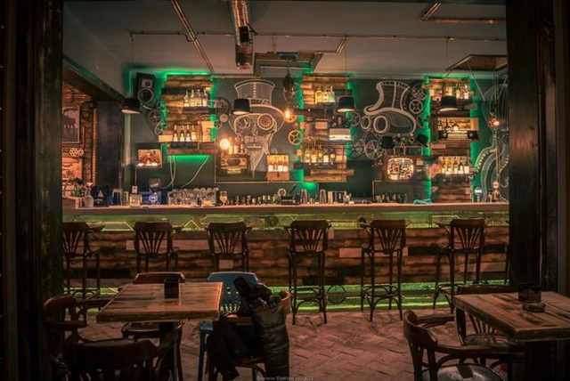 25 Bars You Have to Have a Drink At