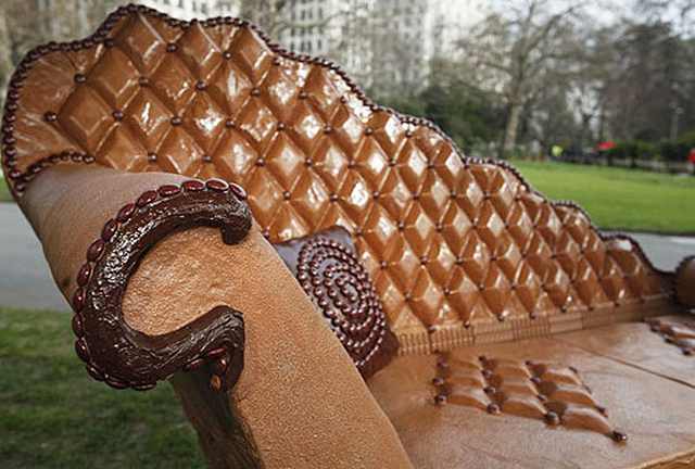 creative chocolate sculptures