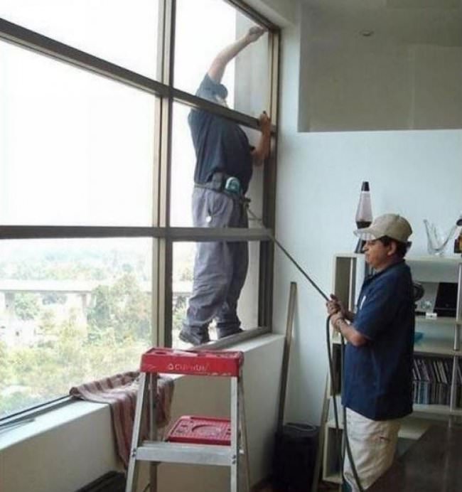 25 Examples for Why Women Live Longer than Men
