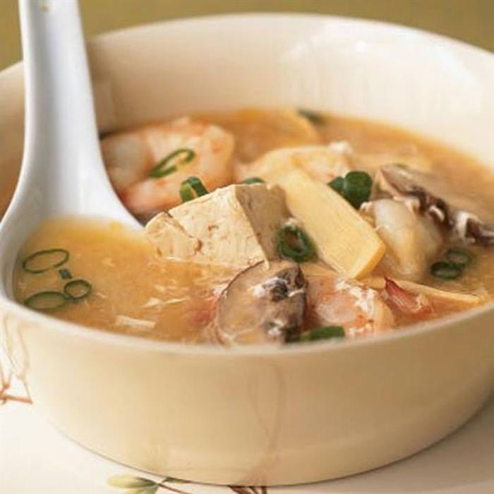 11 Healthy Soup Recipes That Are Under 300 Calories Each