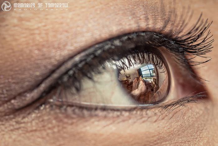 This Photographer Has an Artistic Take on Wedding Photos