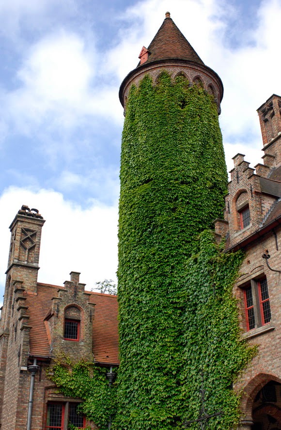 Unusual Towers Ivy Тower, Bruges, Belgium