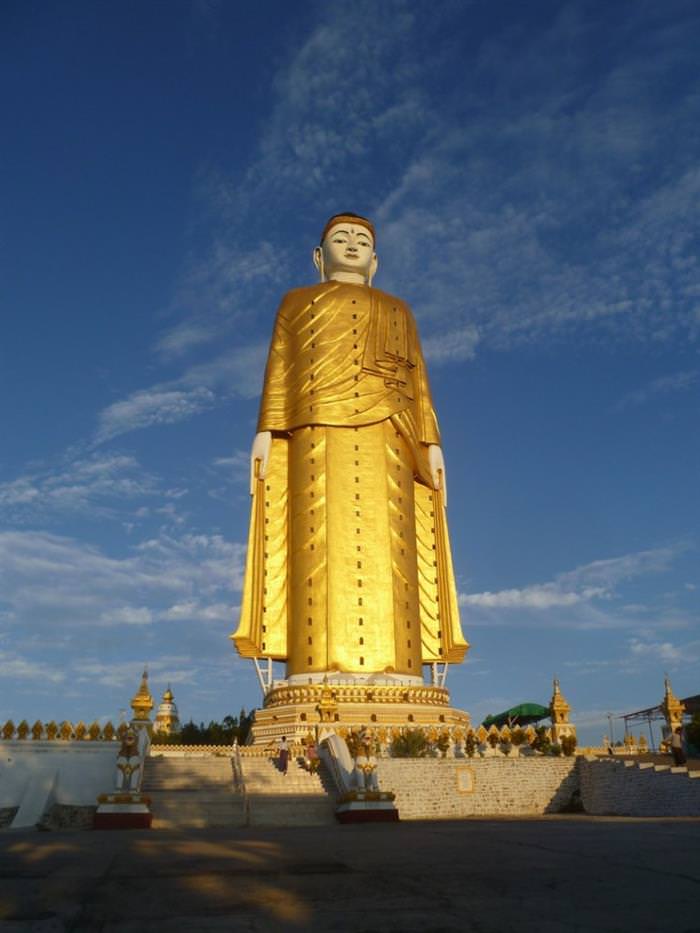 The World’s Tallest Statues Are True Works of Art