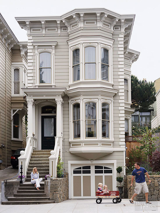 Charming Victorian-Style Homes Features and Ideas