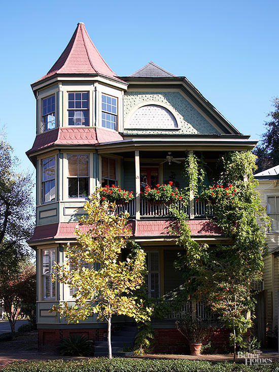 Charming Victorian-Style Homes Features and Ideas