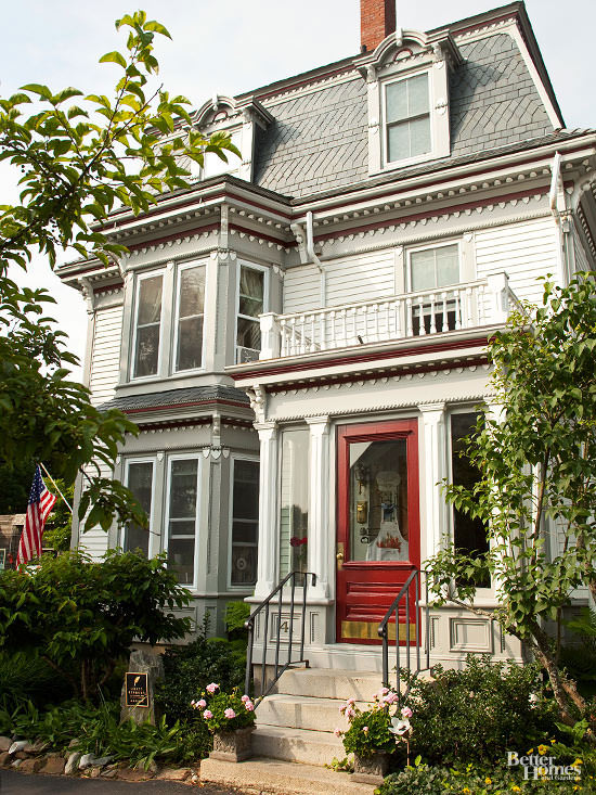 Charming Victorian-Style Homes Features and Ideas