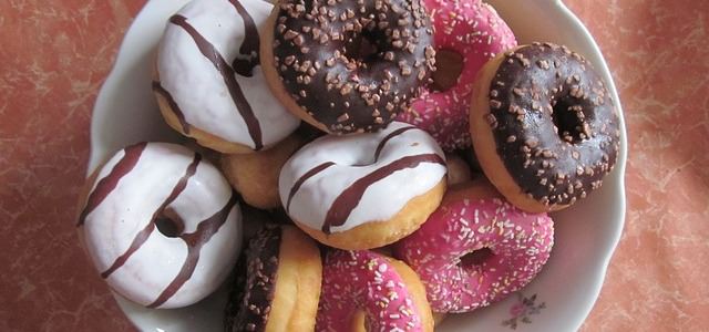 8 Common Health Myths donuts