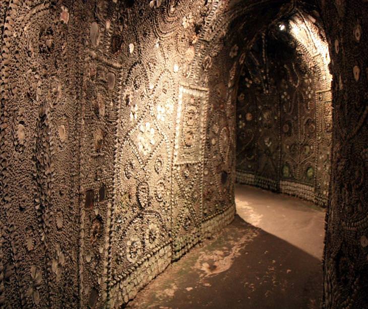 Margate shell grotto, 