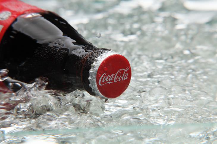 19 Alternative Uses For Cola