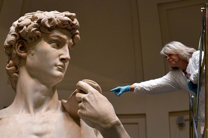 Michelangelo, David, statue, trivia