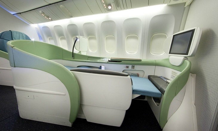 Plane - Luxurious - Cabins - Flying