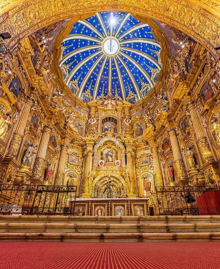 gilded-churches-ecuador