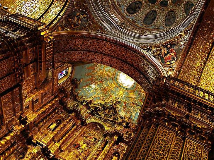 gilded-churches-ecuador
