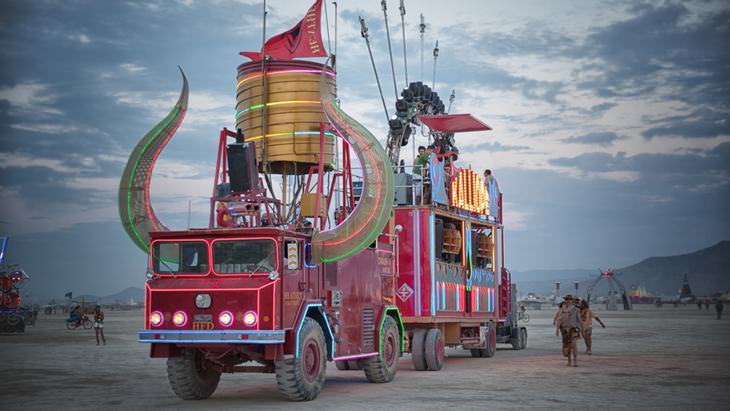 Art Cars Burning Man