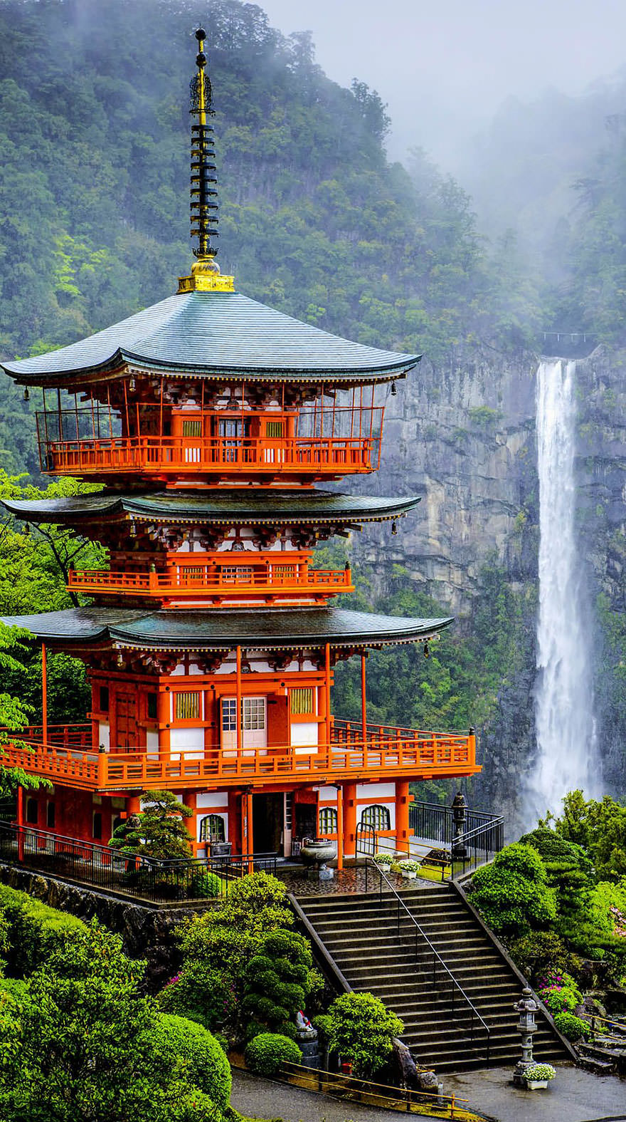 tourist spots in japan