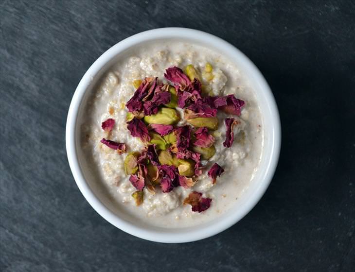 5 Awesome Reasons To Start Eating Oatmeal Every Day