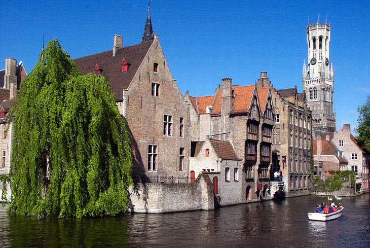 Bruges-Lace