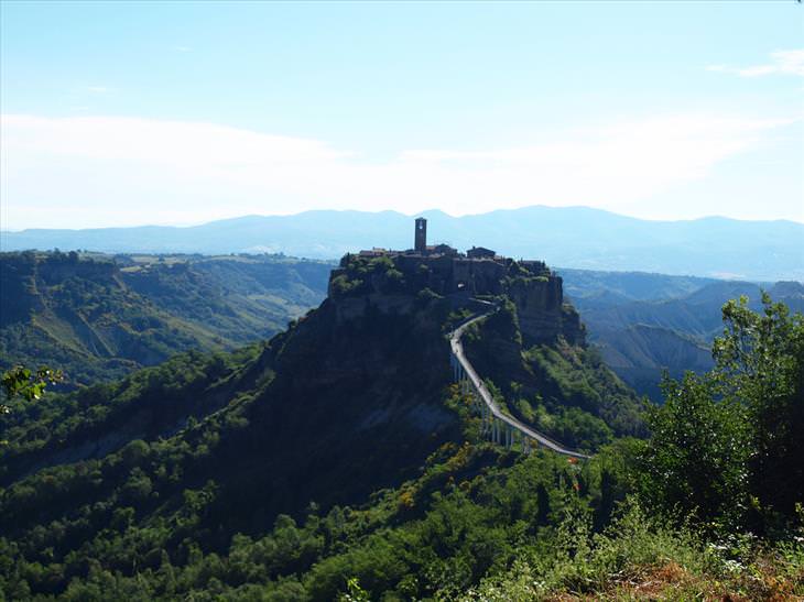 civita-di-bagnoregio