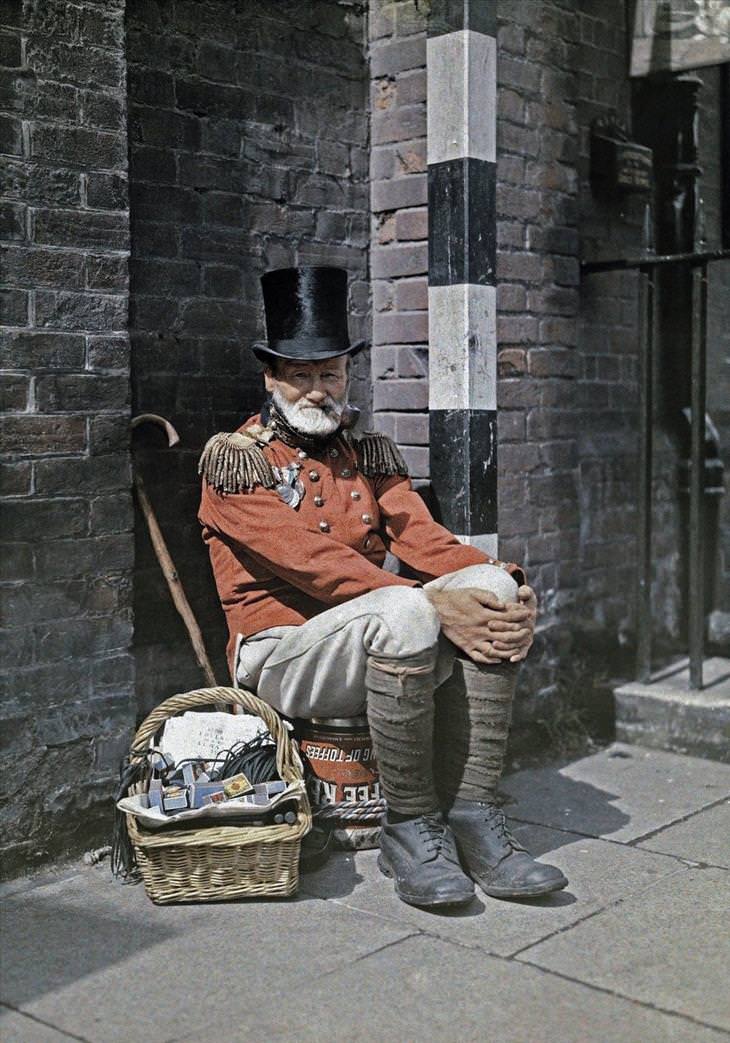 England, 1920s, color, photographs