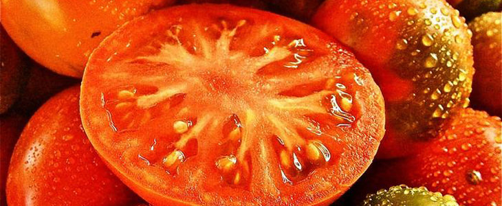 The Juicy, Red Tomato Is a Nutritional Powerhouse