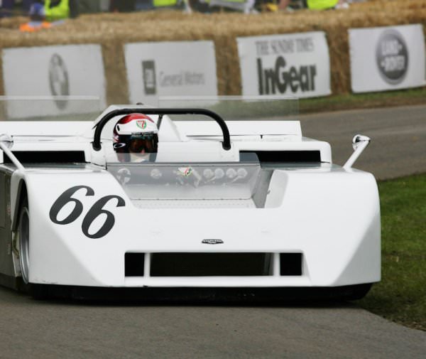 1970 Chaparral 2J racing car - Car Body Design