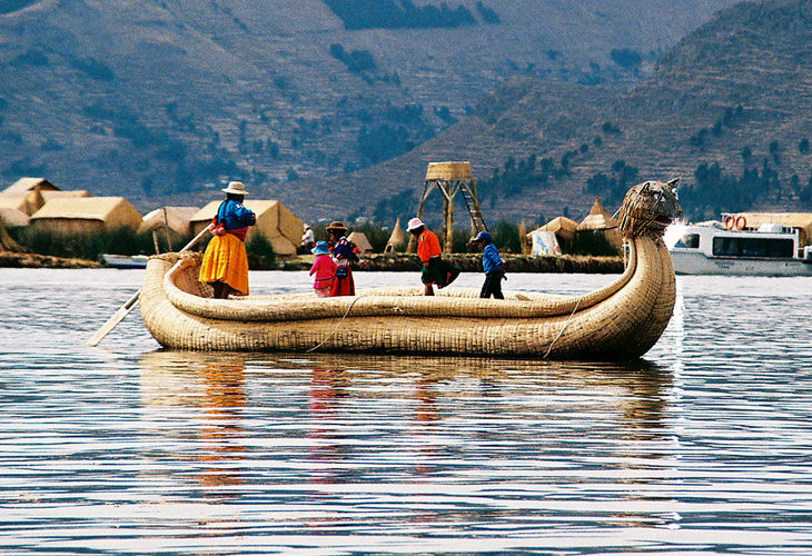 unique modes of transport: Barco de Totora (Reed Boat)