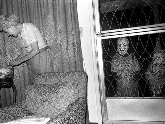 Scary Vintage Halloween Costumes