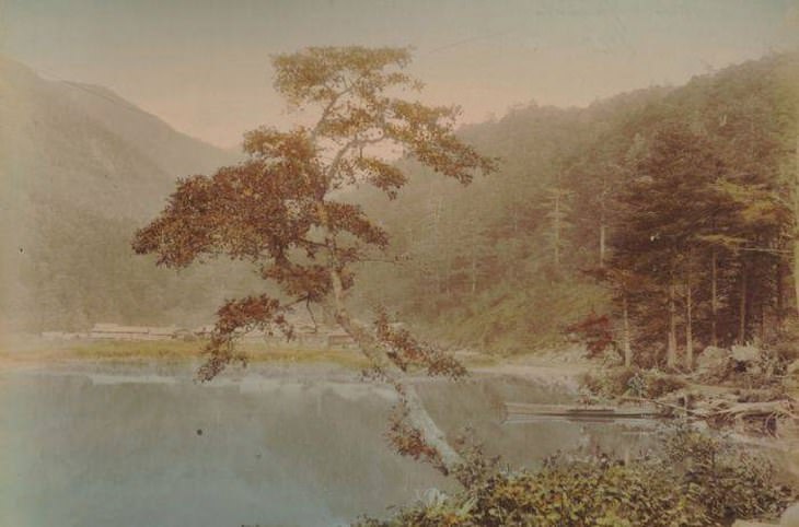 Colorized Photos From 19th-Century Japan