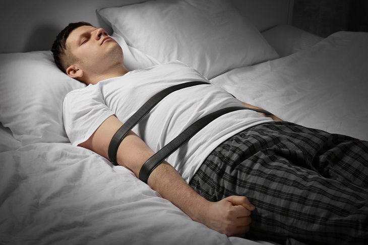 What Causes Sleep Paralysis? Find Out Here!