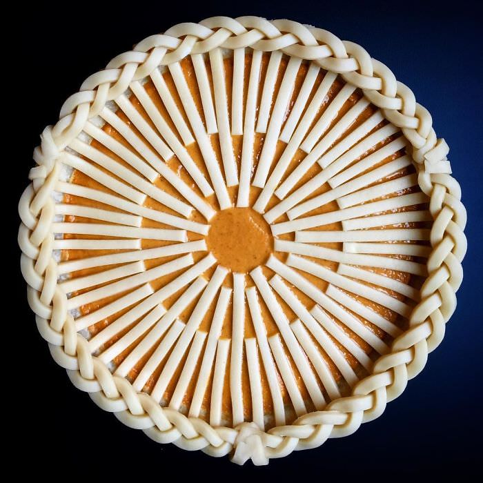 Lauren Ko's Stunning Decorative Pies