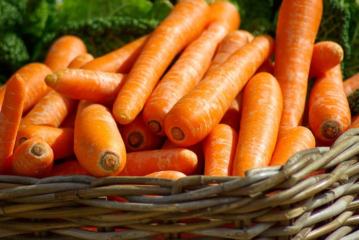 10 Reasons You Should Add More Carrots to Your Diet