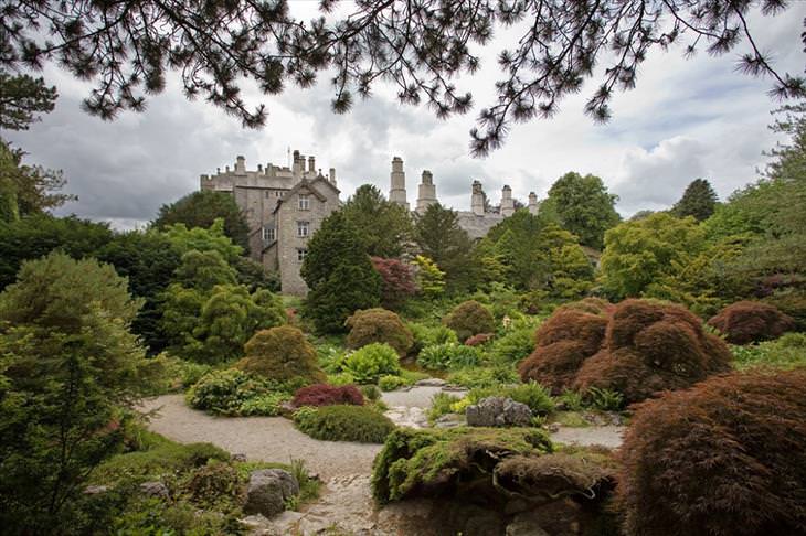 10 of the Most Beautiful Gardens In England