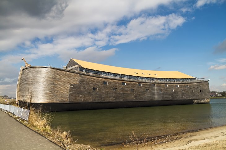 The Lord Asks Noah to Build Another Ark