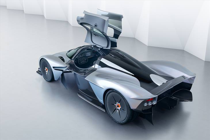 aston-martin-valkyrie