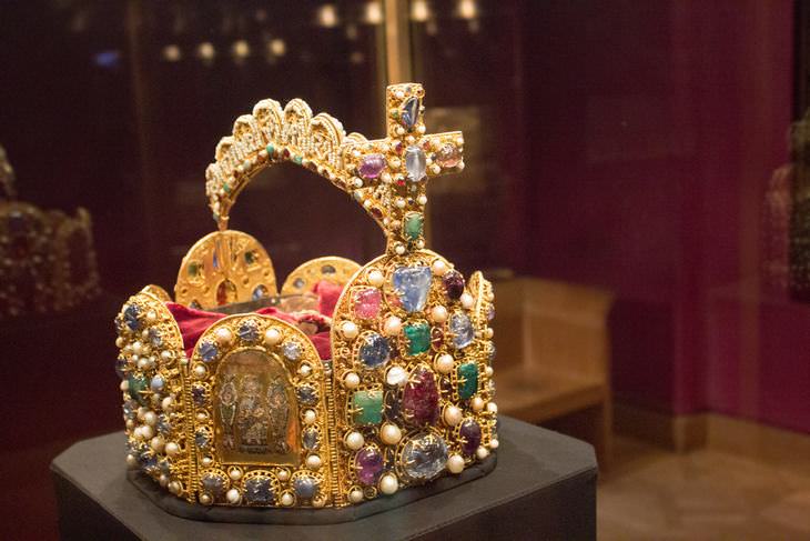 crowns and tiaras The Imperial Crown Holy Roman Empire, Austria