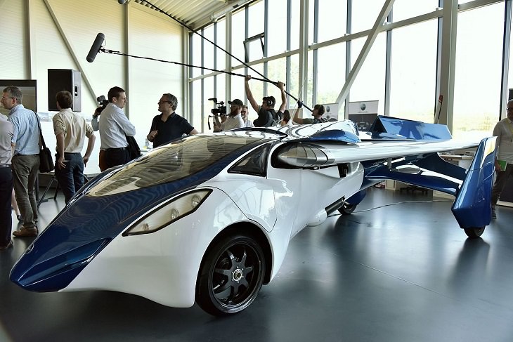 12 Incredible Cars of the Future