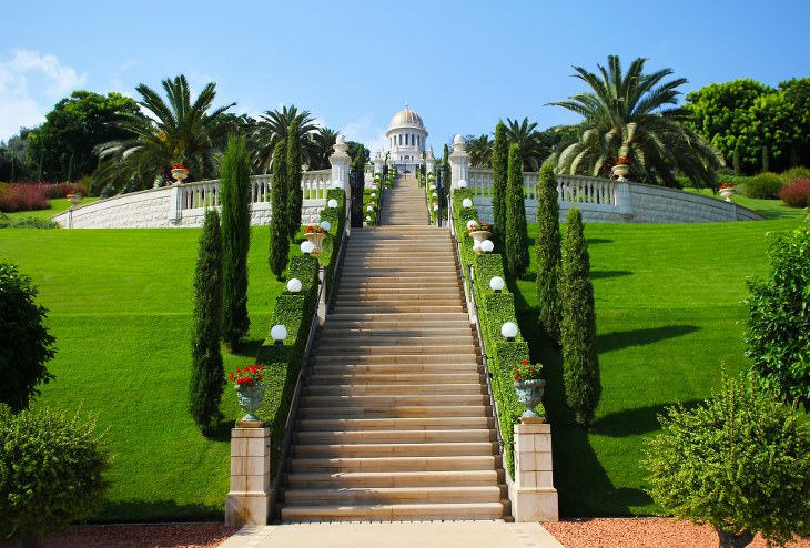 Explore the Hanging Gardens of Haifa