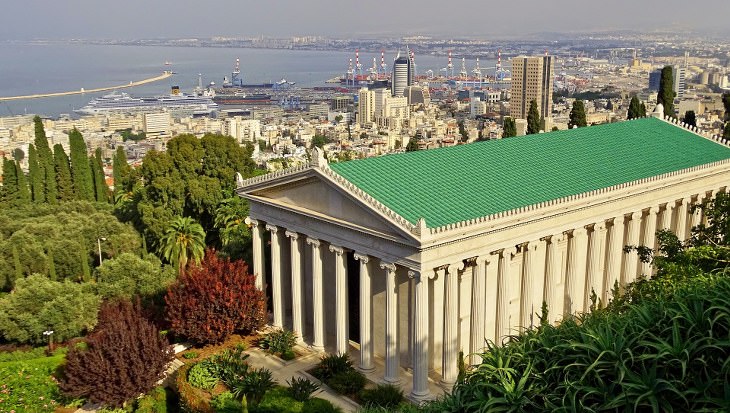 Explore the Hanging Gardens of Haifa