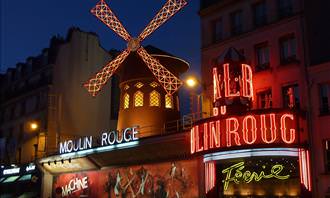 Moulin Rouge exterior