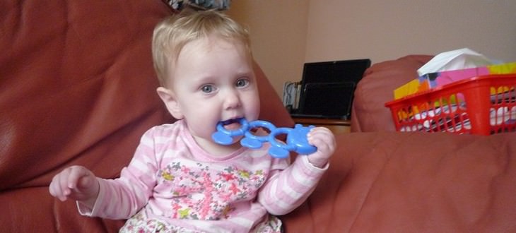 8 Tips for Relieving Teething Pain