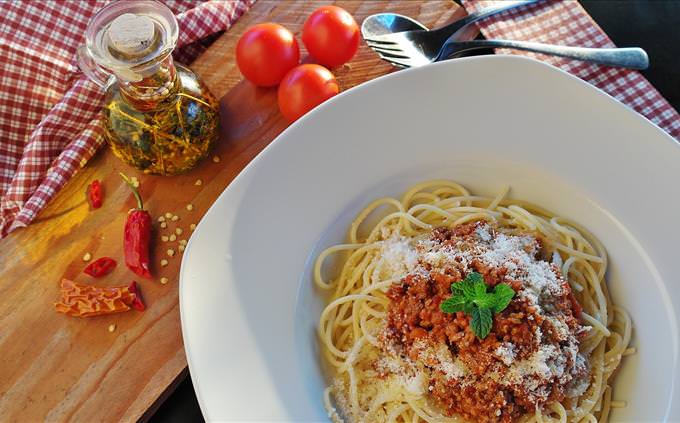 bowl of spaghetti bolognese