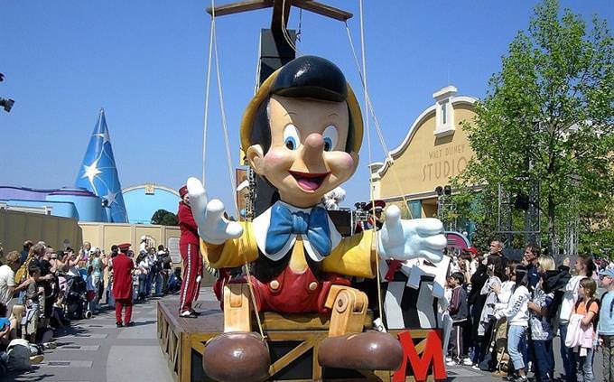 Pinocchio parade float