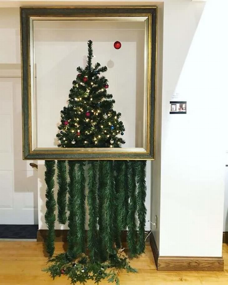 20 Hilarious Christmas Trees