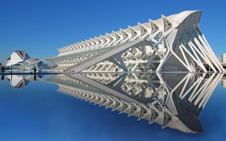 architecture: "City of Arts and Sciences" in Valencia, Spain