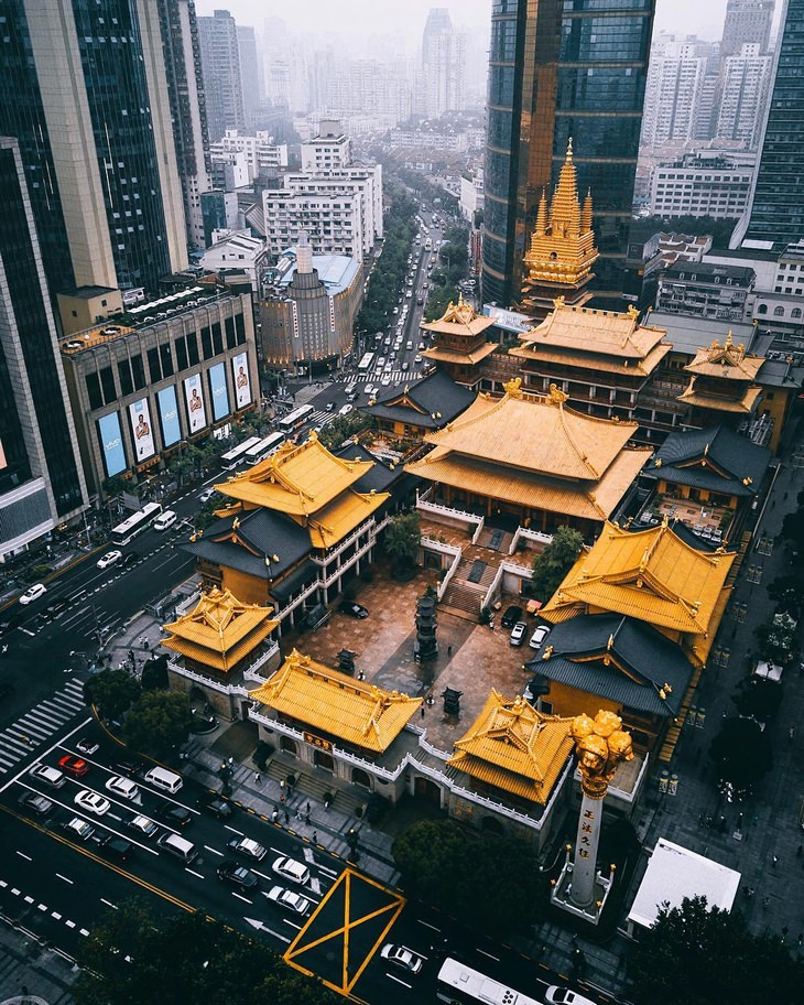 architecture: "Jing An Temple"