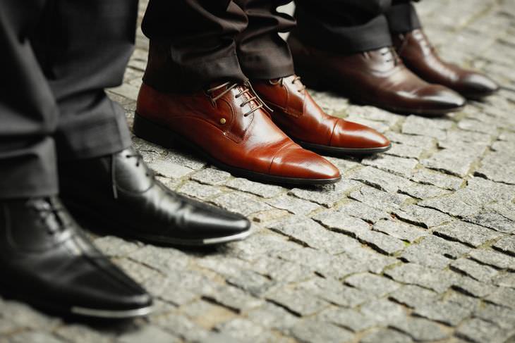 8 Ways to Stop Squeaking Shoes