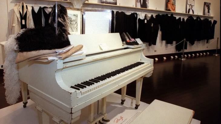 expensive-pianos