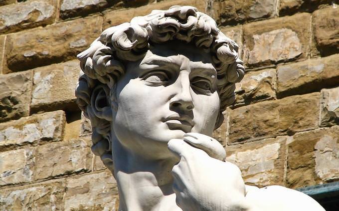 Michelangelo’s Statue of David